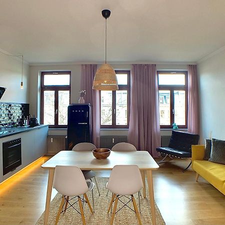 Cosy And Modern In Vibrant West Leipzig Exterior foto
